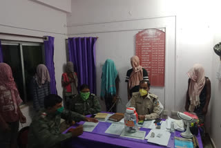 Police arrested 6 criminals in chaibasa