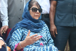 Mehbooba Mufti  Article 370  Abrogation  House Arrest  Public Safety Act  Peoples Democratic Party  Jammu and Kashmir  മെഹബൂബ മുഫ്‌തി  മെഹ്ബൂ‌ബ മുഫ്‌തി  വീട്ടുതടങ്കൽ  മൗലാന ആസാദ്