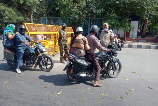 Paramilitary force handling responsibility with police in Raj Park during lockdown