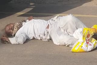 Unconscious elderly died on road in dausa, बेहोश बुजुर्ग की सड़क पर मौत