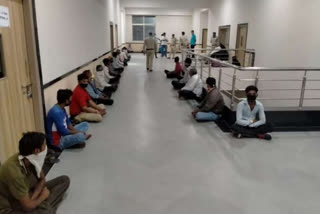 Those arrested for violating lock down in Indore are being sent to temporary jail