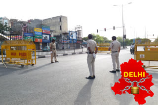 Police is strictly following the lockdown at  Pahlad Pur in South Delhi.