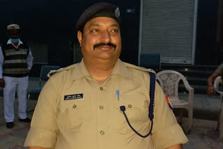 कोरोना से लड़ने के लिए पुलिस ने दिया एक दिन का वेतन