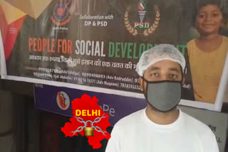 Community Kitchen of People for Social Development gives food to people in delhi