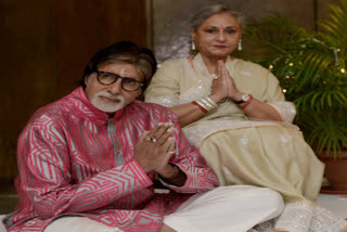 Big B misses wife Jaya on her birthday as she is stuck in Delhi, thanks fans