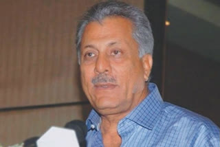 legendary Pakistan batsman Zaheer Abbas