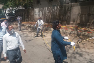 Sanitation carried out in Ajmeri Gate Ward with the help of tanker