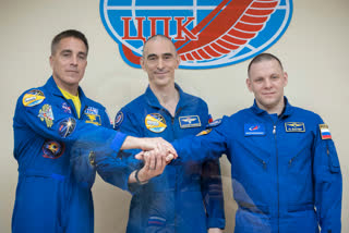 US-Russian crew blasts off for International Space Station