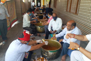 Food for 4 thousand people is prepared everyday in Gohana during lockdown