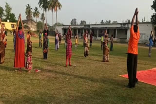 Yoga classes for prakasham migrant workers at Verughattam in srikakulam