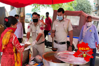 Police organised bhandara in Jai Vihar area and  distributed food  to needy people during lockdown