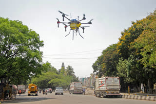 delhi police monitoring corona hotspot areas in delhi using drone