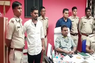 Police arrested a people during checking in jamshedpur