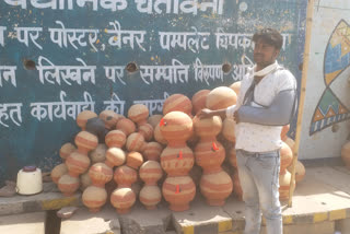 Lockdown ruined the business of matka traders in satna