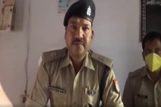 मामले की जानकारी देते अपर पुलिस अधीक्षक सिद्धार्थ वर्मा.