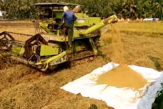 harvesting machines will not be allowed to leave the district  മന്ത്രി ജി സുധാകരൻ  G Sudhakaran  മന്ത്രി ജി സുധാകരൻ  അലപ്പുഴ  കൊയ്ത്ത് യന്ത്രങ്ങൾ