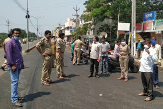 lock-down-in-amadalavalasa-srikakulam-district