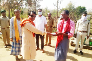 Nets laid to catch leopard in Gariaband