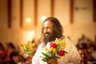 Sri Sri  Ravi Shankar’s suggestion ayurved for govt to help fight COVID-19