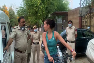 A woman from Uruguay was stopped by Police