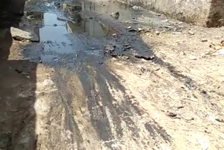 water logging at agar nagar in delhi people are scared of corona virus infection