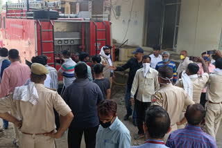 Fire in PNB bank branch, पीएनबी बैंक शाखा में लगी आग