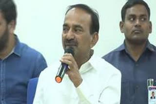 Telangana health minister comes to the aid of pregnant woman