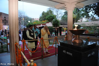 Jallianwala Bagh  Narendra Modi  Baisakhi  Modi pays tribute to Jallianwala Bagh martyrs  Modi pays tribute to martyrs  ജാലിയന്‍വാലാബാഗ് രക്തസാക്ഷികളെ അനുസ്‌മരിച്ച് പ്രധാനമന്ത്രി  നരേന്ദ്ര മോദി