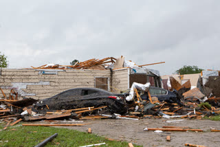 Easter storms  Stroms Lash Mississippi  Storm in Mississippi  Mississippi Emergency Management Agency  മിസിസിപ്പി  ലൂസിയാന  ചുഴലിക്കാറ്റ്  യുഎസിന്റെ തെക്കൻ സംസ്ഥാനയൾ