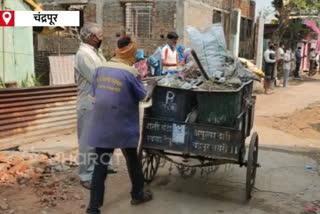 corona : honor for the cleaning workers in chandrapur