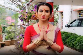 assamese popular artist barsharani bishaya dance at her home in the occasion of rangali bihu