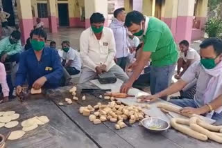 बानसूर की खबर, 200 food packets