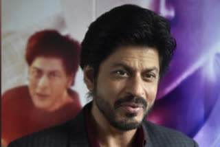 Maharashtra Health Minister thanks Shahrukh Khan for donating 25,000 PPE kits