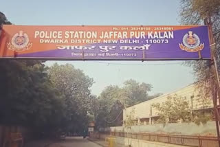 Jaffarpur Kalan police arrested 2 person  with 20 cartoons of liquor during lockdown