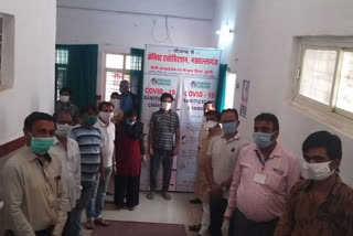 Medical Association presented a sanitizer machine to Civil Hospital Nasrullaganj