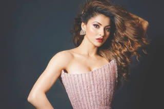 urvashi  rautela dance video viral on social media