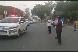 Police department conducts flag march in Dewas