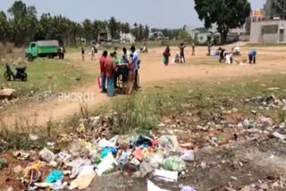 Merchants selling vegetables in garbage around places at Hassan