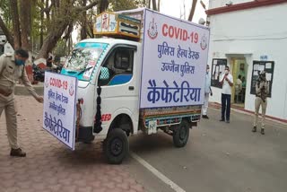 Mobile cafeteria