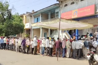 Street full of market before unlock lockdown in Nandurbar District