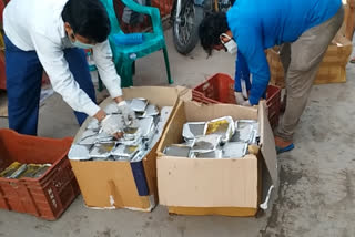 distributing food to needy in corona hotspot areas