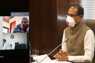 Shivraj Singh Chauhan talks about preparations for forest produce through video conferencing