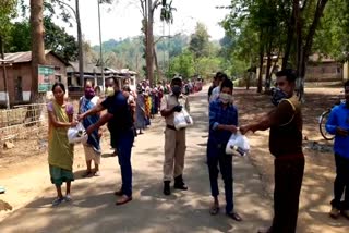 Nagaon forest officials help poor people during countrywide lockdown