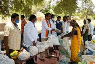 groceries to migrated labour