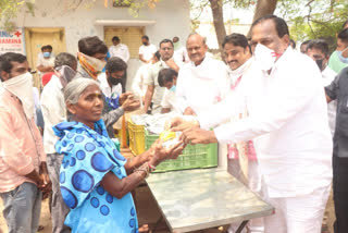 MINISTER MALLAREDDY DISTRIBUTED FOOD PACKETS IN GATKESER