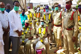 police were honored by public in ananthapuram