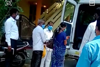 hospital-quarantine-for-couple-from-channapatna