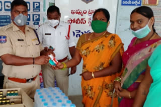 Hijras helped the police at khammam