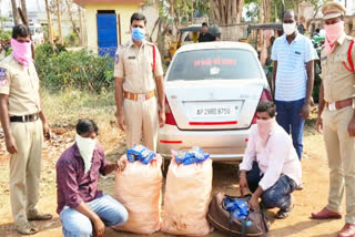 2 lakh seized packets of Gutka at kothagudem