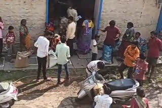 7 ration shops suspension: rise, wheet Detained